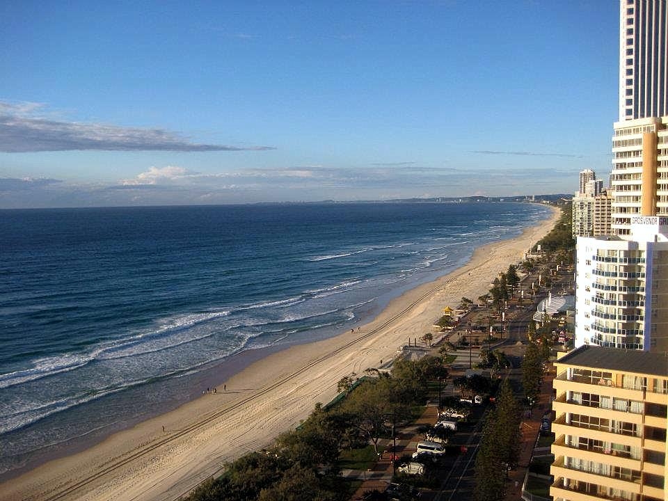 Surfers Paradise & Beautiful Gold Coast. I fell in love with an Aussie boy and went all the way there to visit him and his beautiful country. We traveled quite a bit. As soon as I arrived to Queensland, I fell in love with this state. We stayed in a nice appartment located in front of the beach and that is how I could take this shot...it was 7am.