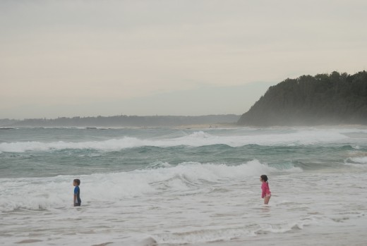 Very few people were around the weekend we stayed in Manyana, just a few other families really.  The weather was horrible since the cyclone was coming south from Queensland.