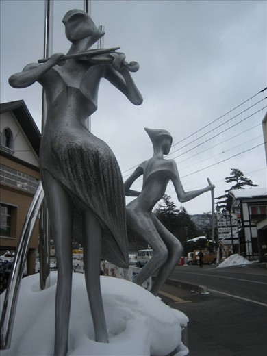 ICED MUSIC
It was very cold and yet It was quite musical
