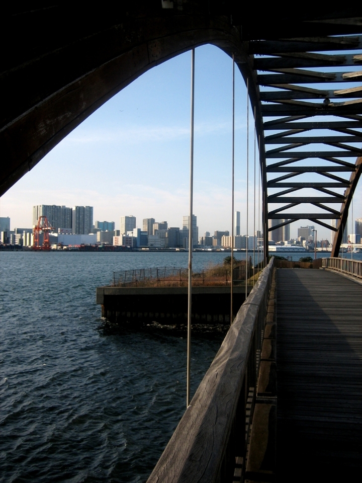 BRIDGING GAPS
Soon I found myself on a bridge that took me to the sea
