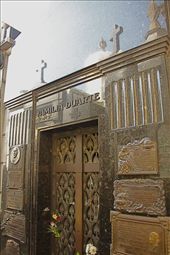 The Duarte shrine, Recoleta Cemetery: by vagabonds, Views[638]