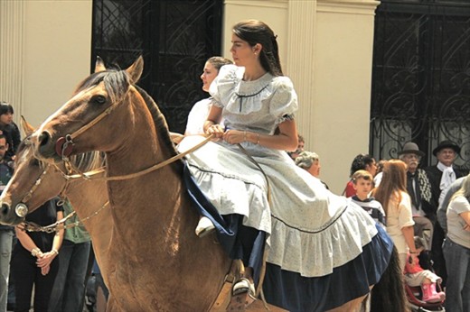 Gaucho girls, Día de la Tradición
