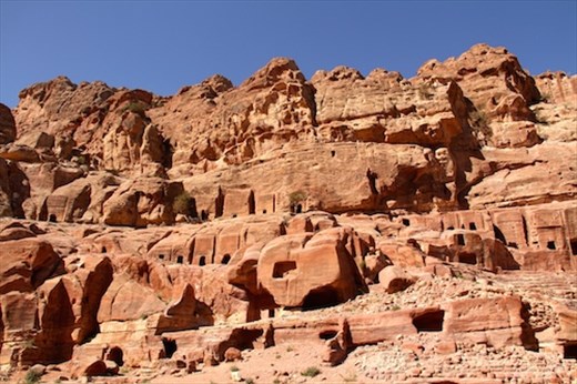Lesser dwellings, Petra