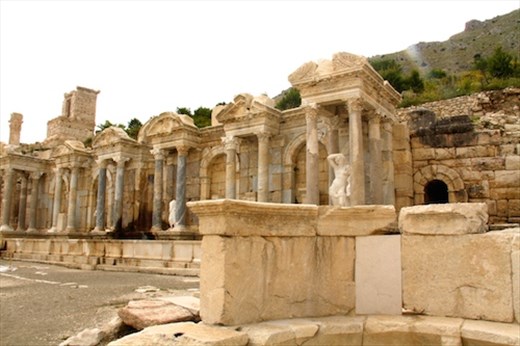 Nyphaeum, Sagalossos