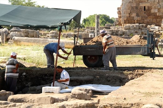 Still digging, Perge