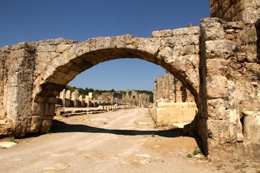 New restoration, Perge