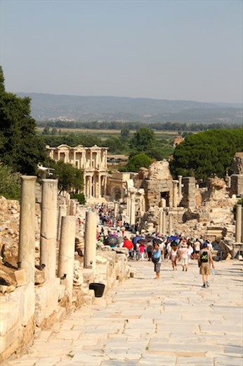 Cruise ships and tour buses, Ephesus