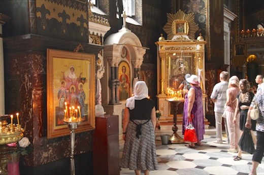 Busy day, St. Vladimir Cathedral, Kiev