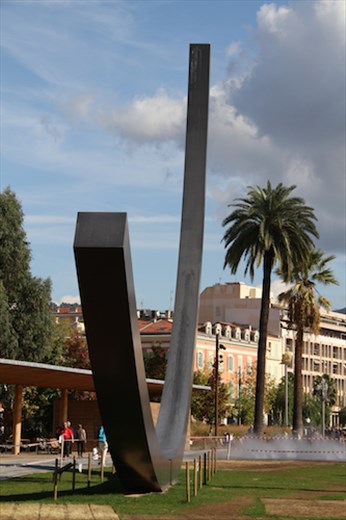 Monumental arc of 115.5 degrees, Nice