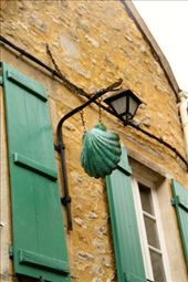 Scallop, symbol of St. James, Vezelay: by vagabonds3, Views[152]