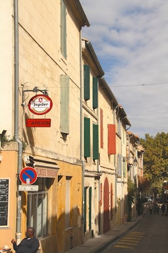 Rue Voltaire, Arles