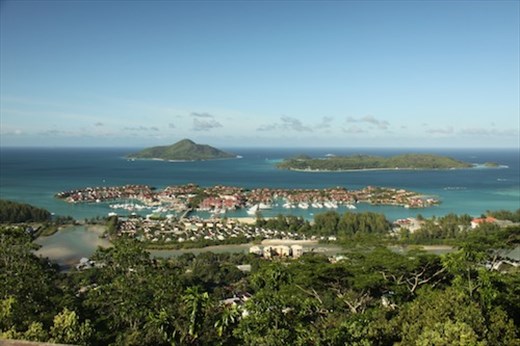 Mahe from the high road