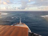 Slow going through the inlet, Rangiroa: by vagabonds3, Views[339]