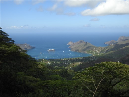 Maasdam in Nuku Hiva