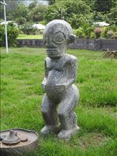 Ancient statues, Nuku Hiva: by vagabonds3, Views[141]