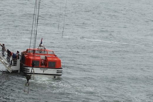 Return to the ship, Nome