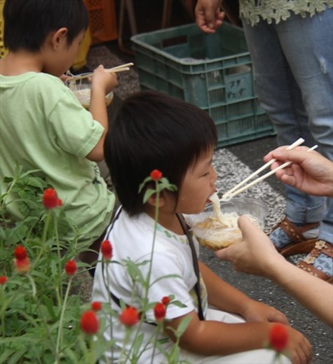 Slurping it up, Kochi Market