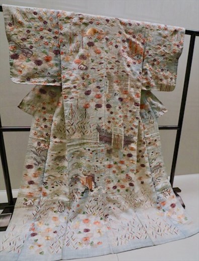Embroidered woman's robe, Tokyo National Museum
