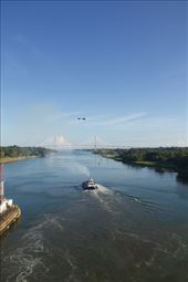 Pilot boat leads the way out of the locks: by vagabonds3, Views[220]