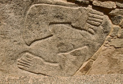 Severed arms, Cerro Sechin