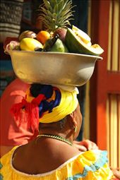 Fruit lady, Cartagena: by vagabondstoo, Views[447]