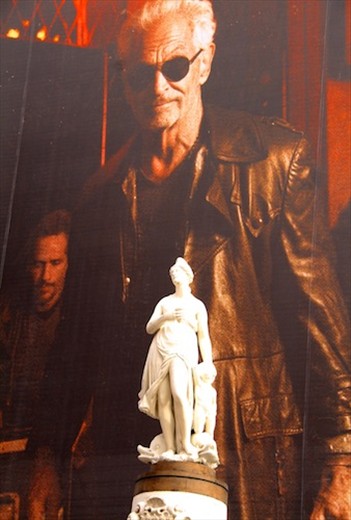 La Mariblanco (Spanish Venus) and friend, Madrid