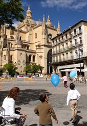 Cathedral, Segovia: by vagabondstoo, Views[508]