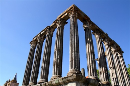 Roman temple, Evora
