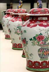 Chinese vases, Calouste Gulbenkian Museum, Lisbon: by vagabondstoo, Views[215]