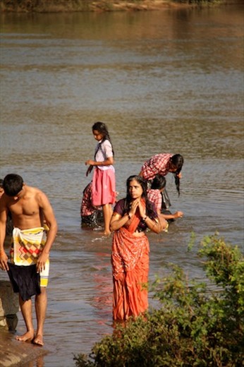 Morning ablutions, Hampi