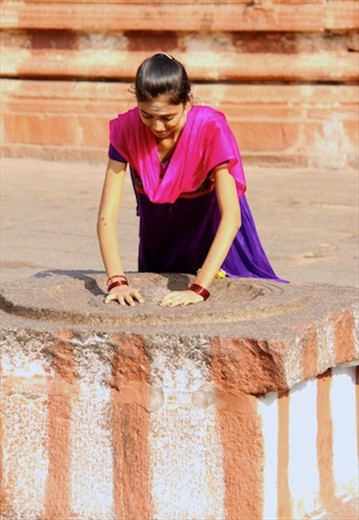 Devotions, Virupaksha Temple, Hampi