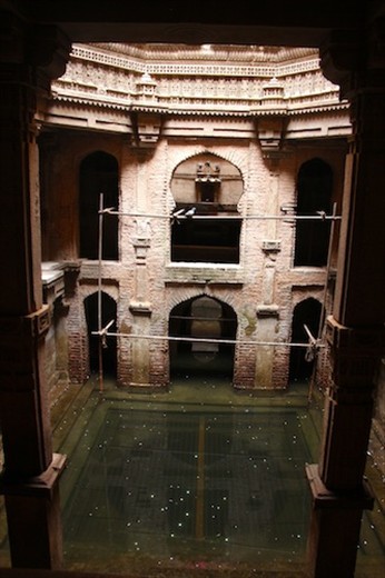 The pool at the bottom of Ahalaj Vav