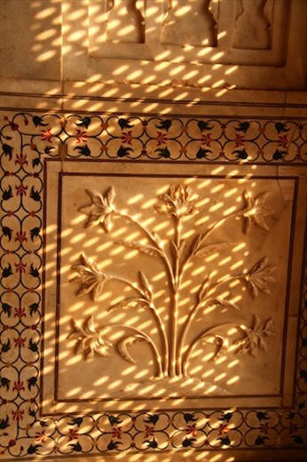 Shadow and pietra dura, Taj Mahal, Agra