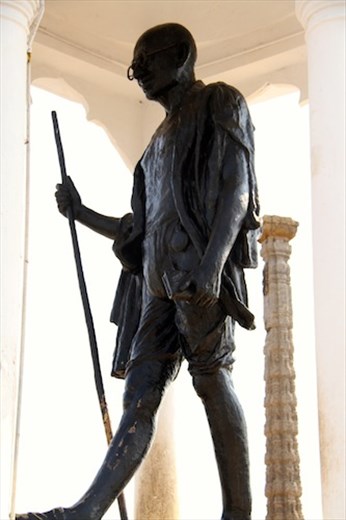 Gandhi statue, Puducherry