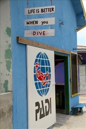 Life is Better, Maafushi: by vagabondstoo, Views[467]