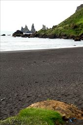 Black sand and rock formations, Vik: by vagabondstoo, Views[306]