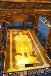 Tomb of Robert the Bruce, Dunfermline Abbey: by vagabondstoo, Views[542]