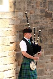 Edinburgh piper: by vagabondstoo, Views[359]