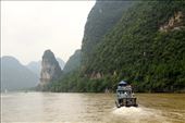 Standard tour boat, Li River: by vagabondstoo, Views[384]