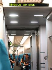 301 kph on the MagLev, Shanghai: by vagabondstoo, Views[646]