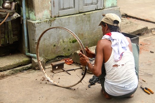 The wheel man, Yangon
