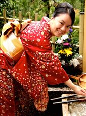 Making a prayer with water, Kiyomizu-dera, Kyoto: by vagabondstoo, Views[511]