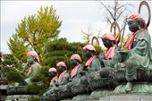 Seven Buddhas, Zenko-ji, Nagano: by vagabondstoo, Views[493]