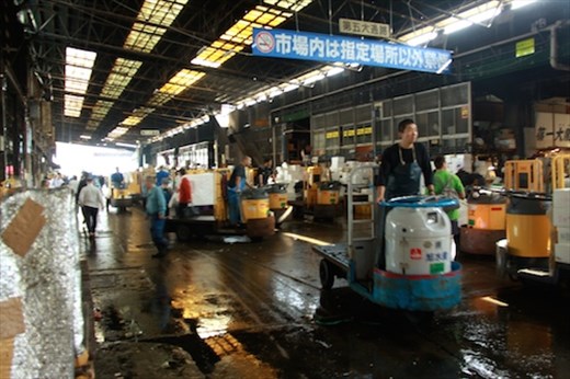 Fork lift ballet, Tsukiji Fish Market