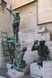 The only men working in Antwerp today: by vagabondstoo, Views[309]