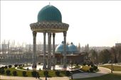 Freedom monument, Tashkent: by vagabondstoo, Views[459]