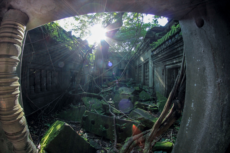 Speechless feeling of discovery at Beng Mealea