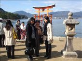 With my sister and Obaasan at Itsukashima Shrine, January 2009.: by valerieat, Views[365]