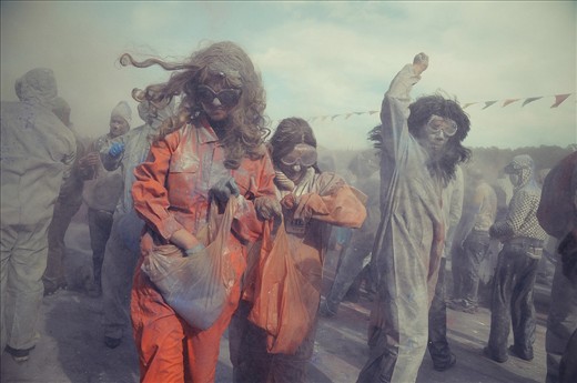 Goggles, windbreakers, and face masks are crucial for protection