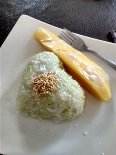 Mango sticky rice - my favorite dessert - and I made this one 